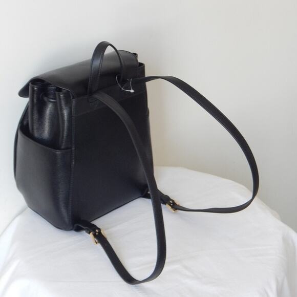 Michael Kors CHERYL Leather Drawstring Flap Logo Medium Backpack Black NWT main image 11
